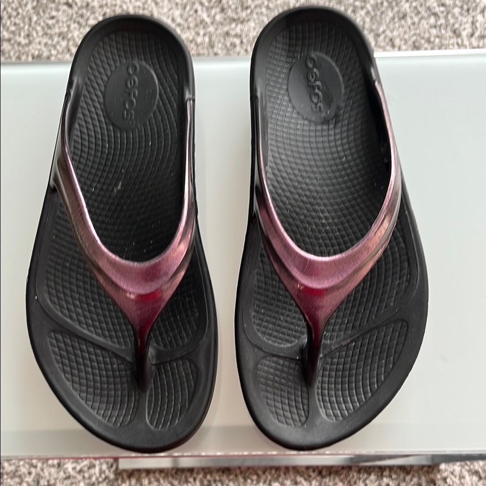 Oofos Black and Purple metallic Flip Flops